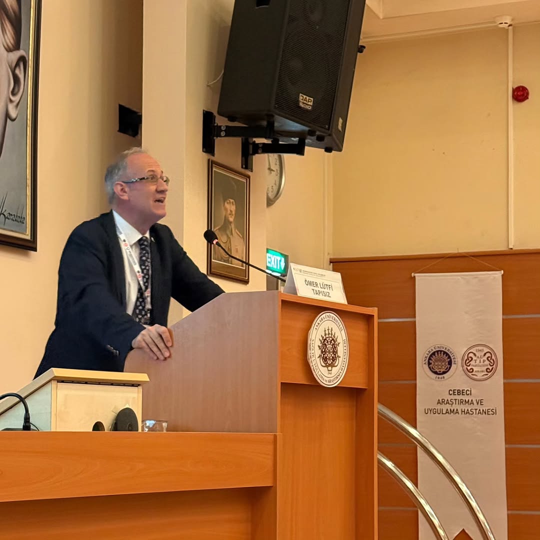 Prof. Dr. Ömer Lütfi Tapısız, VI. Ürojinekolojide Güncel Yaklaşımlar Sempozyumu’nda Sunum Gerçekleştirdi